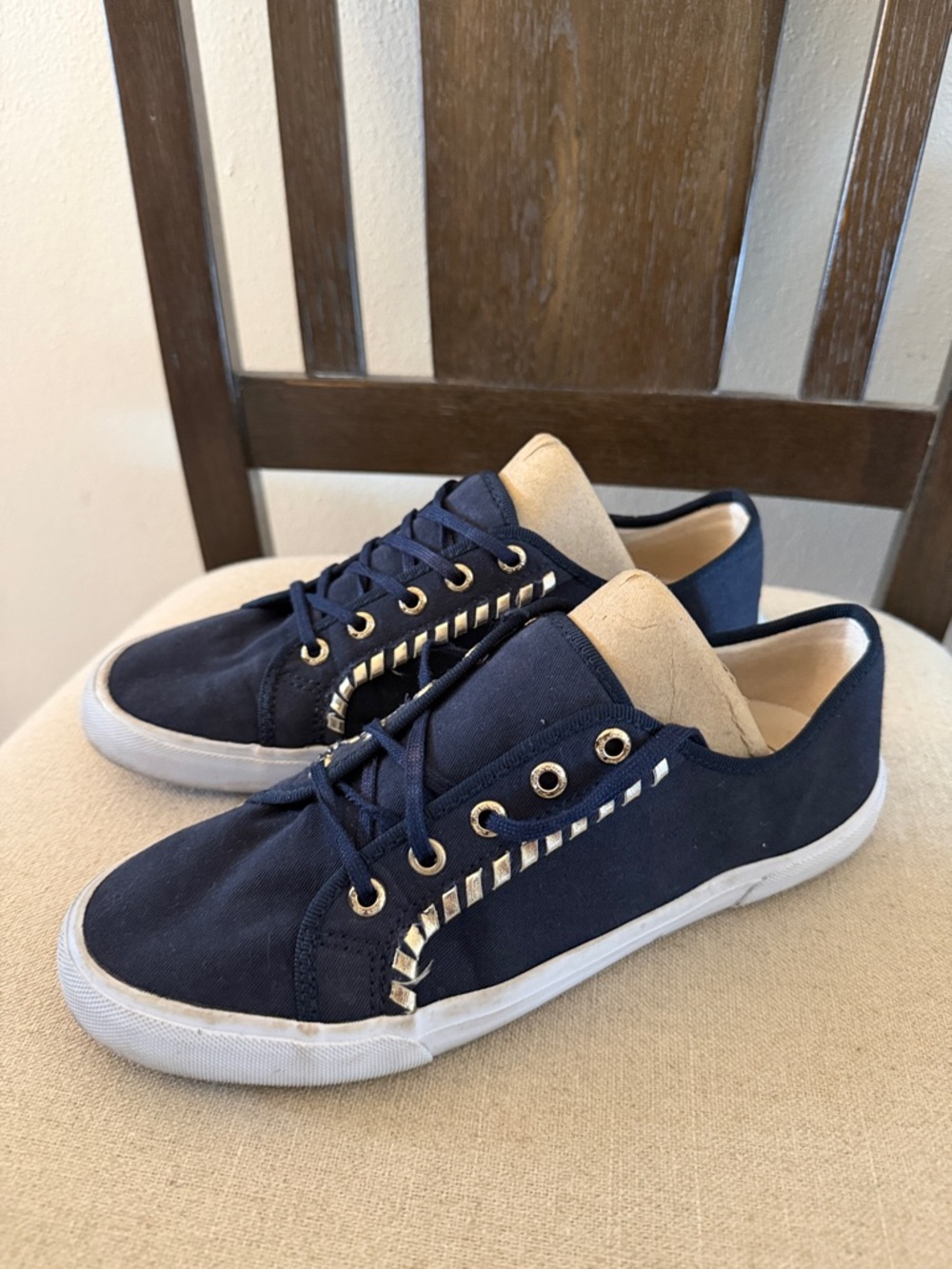 Jack Rogers Women’s Carter Canvas Metallic Sneakers Navy Blue Gold Size 8